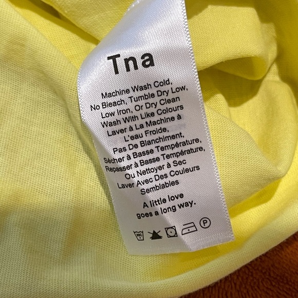 TNA Laid Back T-Shirt - Picture 4 of 7